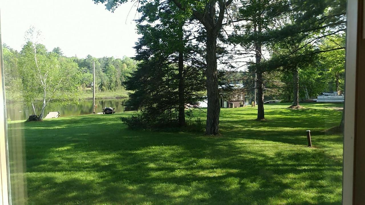Musky Joe'S Twin Pines Resort New Post Εξωτερικό φωτογραφία