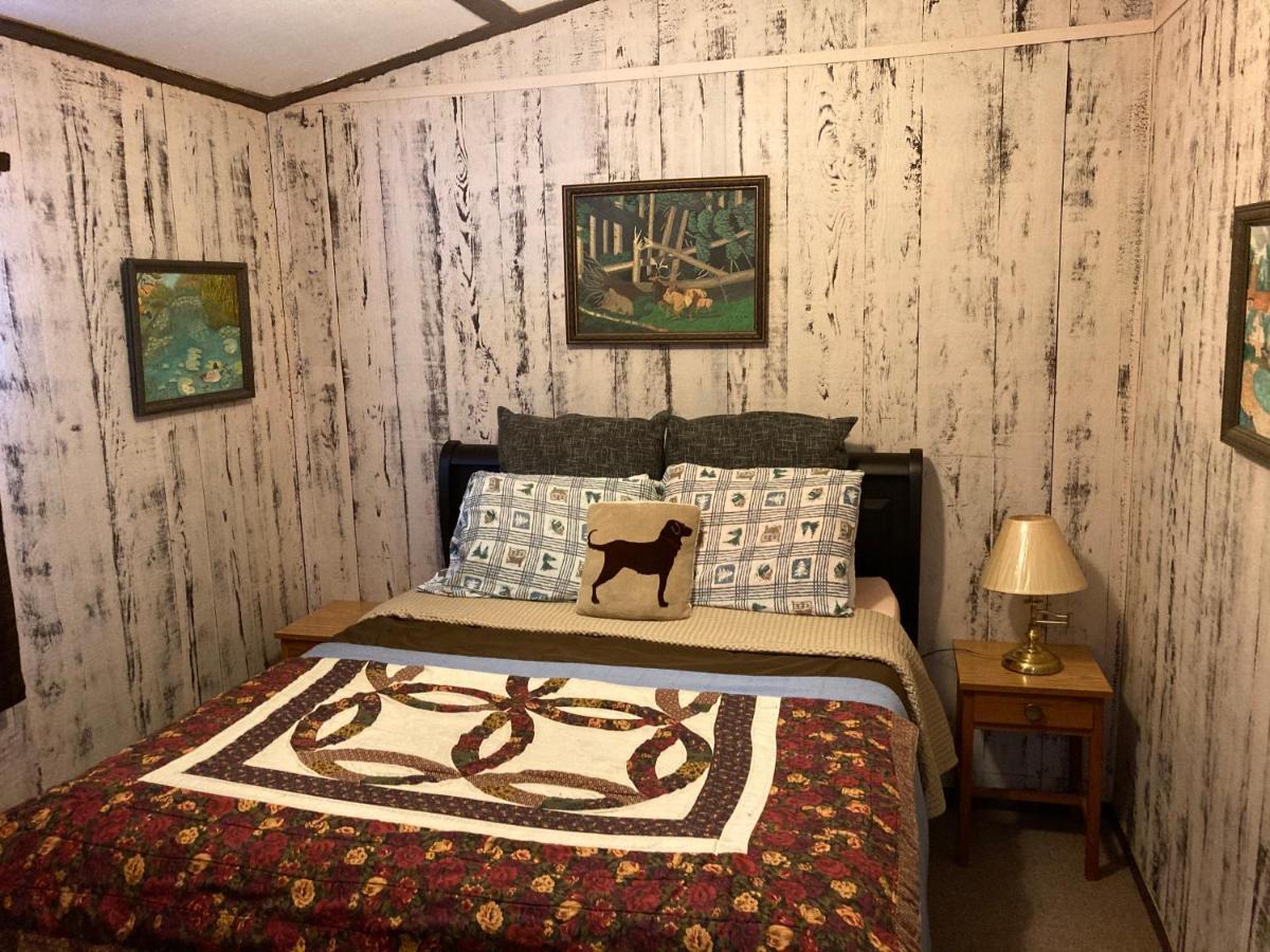 Musky Joe'S Twin Pines Resort New Post Εξωτερικό φωτογραφία
