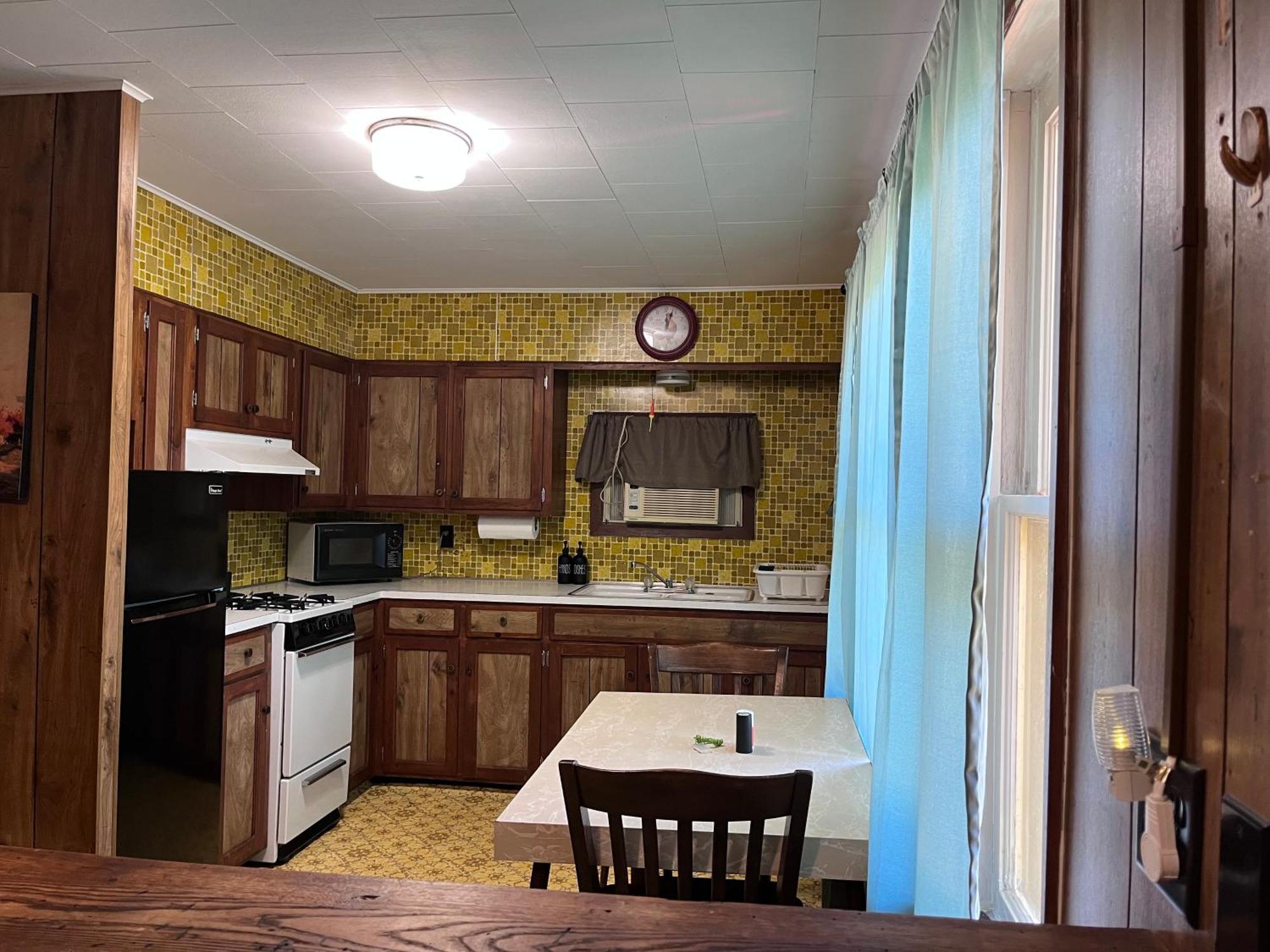 Musky Joe'S Twin Pines Resort New Post Εξωτερικό φωτογραφία