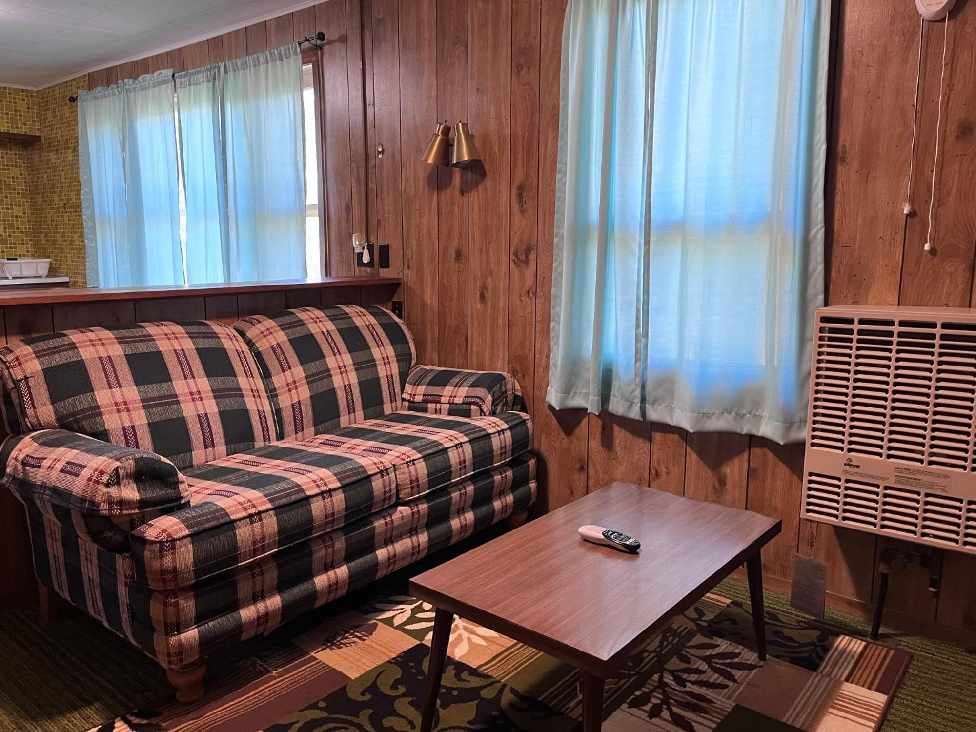 Musky Joe'S Twin Pines Resort New Post Εξωτερικό φωτογραφία